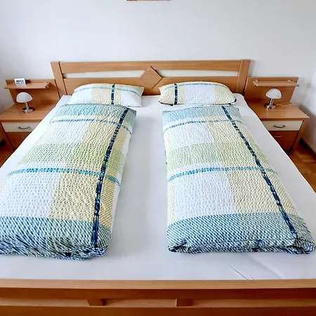 アパート Grundel